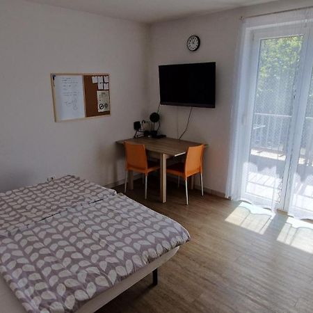 Daisy Apartment Ajdovscina Luaran gambar
